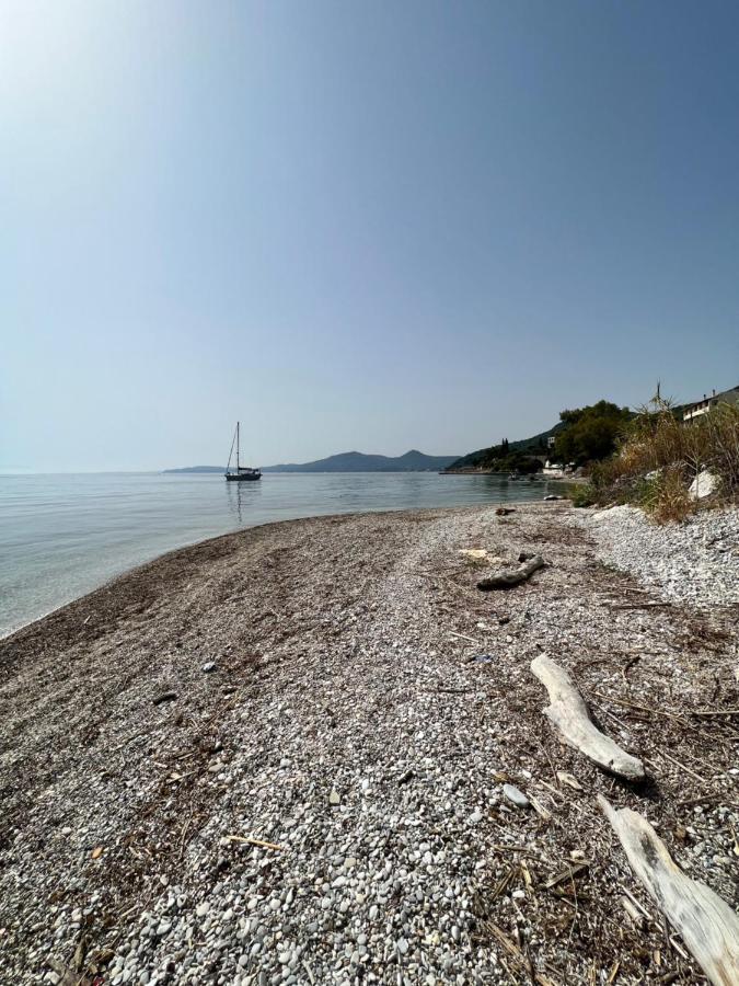 Lithino Apartments - 5Min From The Beach Agios Ioannis Peristeron  Ngoại thất bức ảnh
