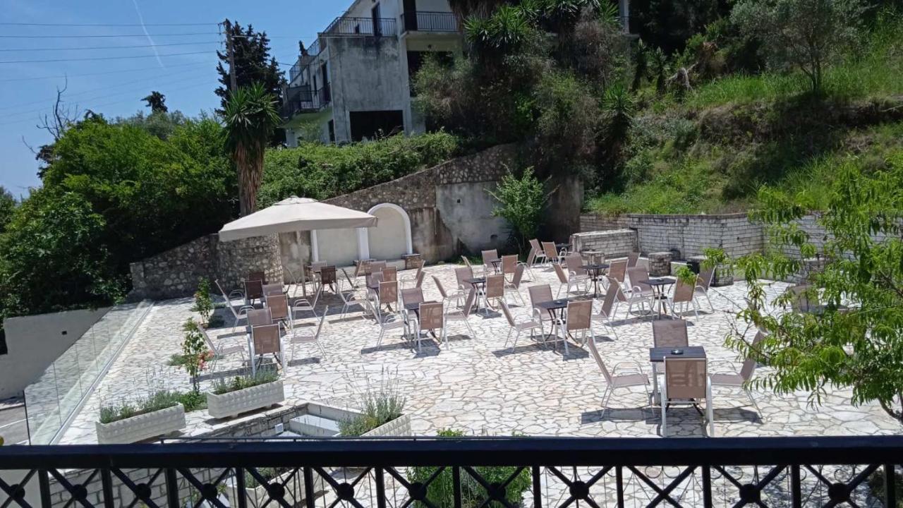 Lithino Apartments - 5Min From The Beach Agios Ioannis Peristeron  Ngoại thất bức ảnh