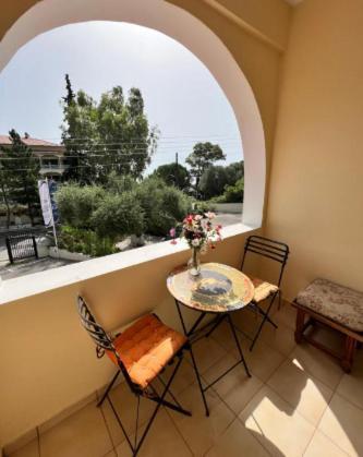 Lithino Apartments - 5Min From The Beach Agios Ioannis Peristeron  Ngoại thất bức ảnh
